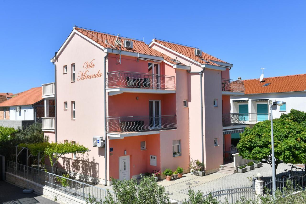Apartments Villa Miranda Vodice Buitenkant foto