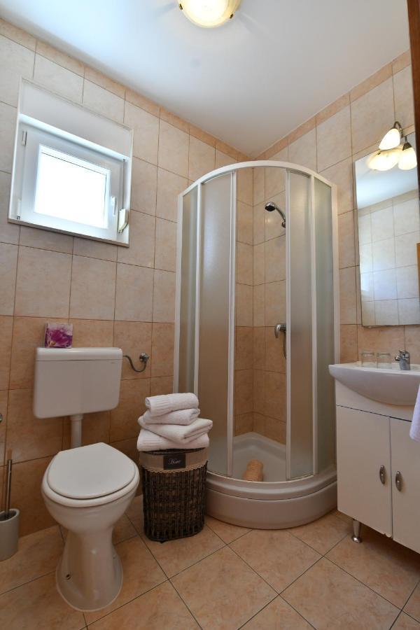 Apartments Villa Miranda Vodice Buitenkant foto