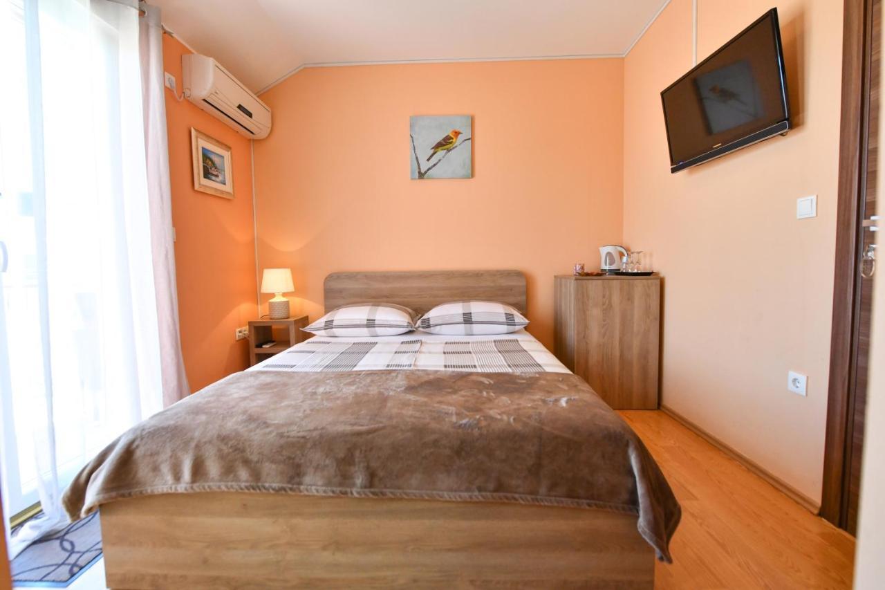Apartments Villa Miranda Vodice Buitenkant foto
