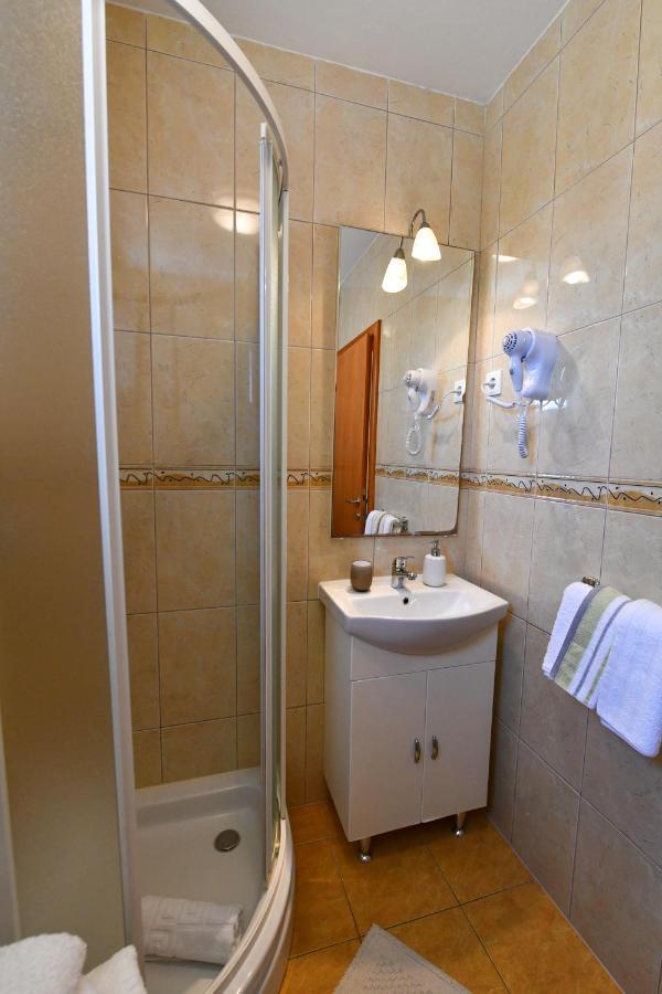 Apartments Villa Miranda Vodice Buitenkant foto