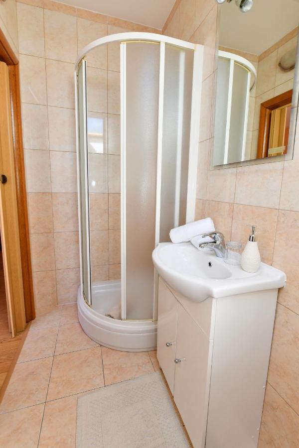 Apartments Villa Miranda Vodice Buitenkant foto