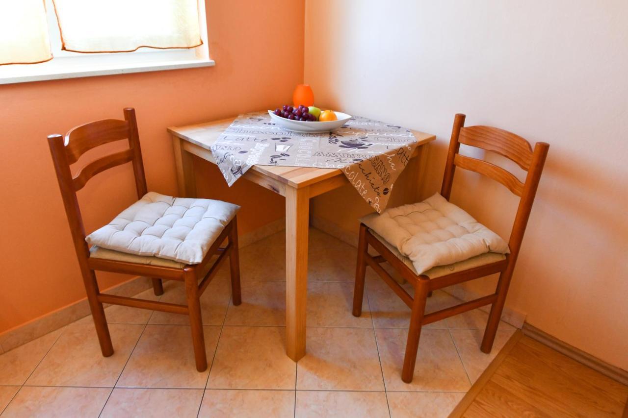 Apartments Villa Miranda Vodice Buitenkant foto