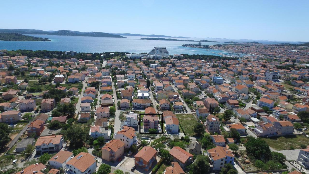 Apartments Villa Miranda Vodice Buitenkant foto