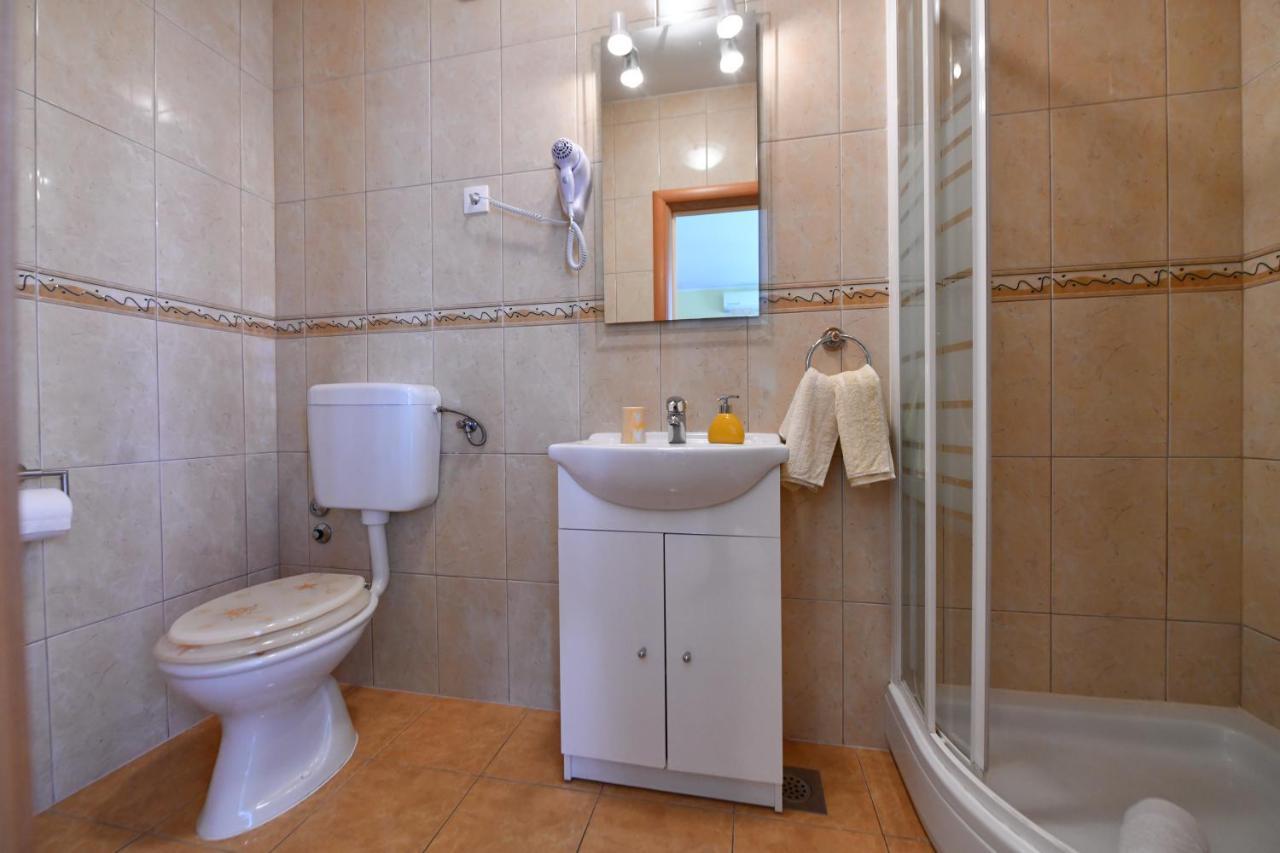 Apartments Villa Miranda Vodice Buitenkant foto