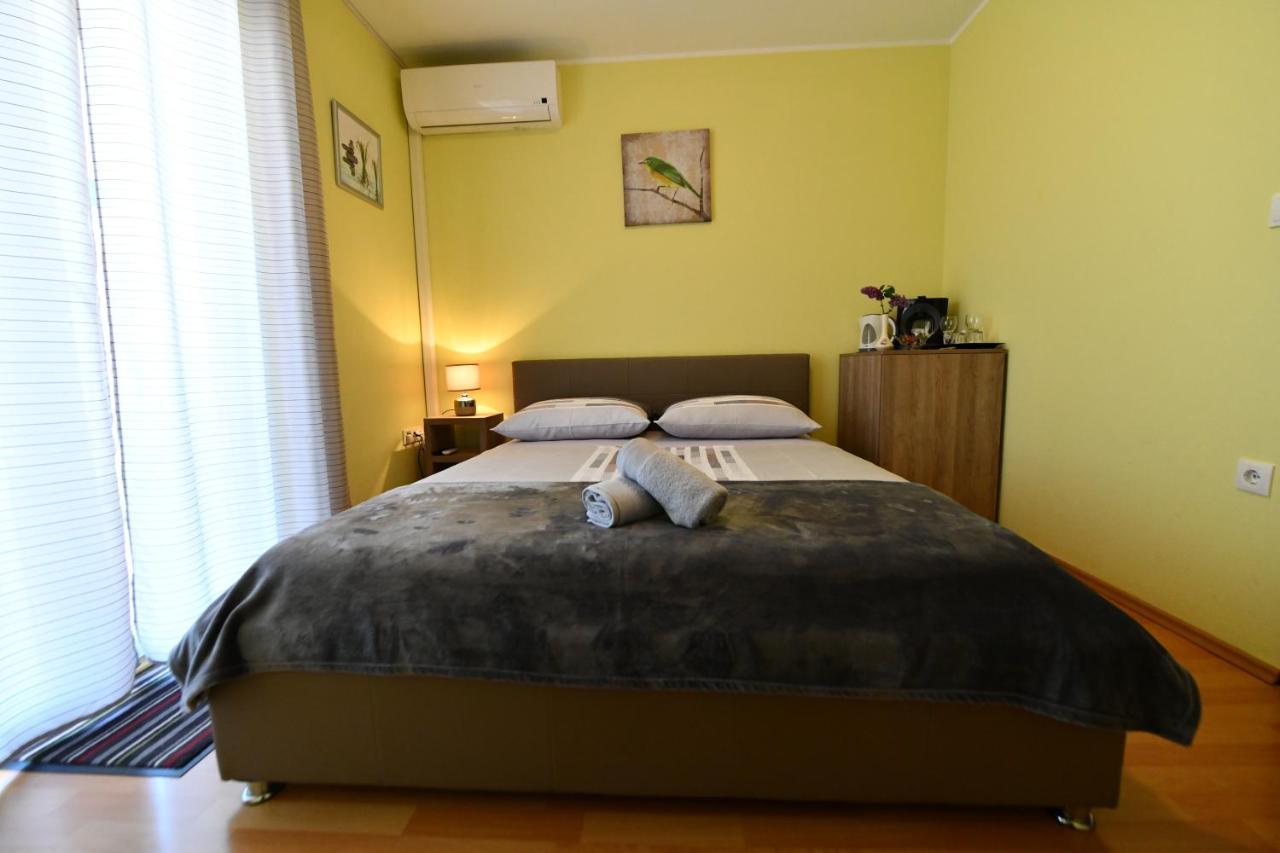Apartments Villa Miranda Vodice Buitenkant foto